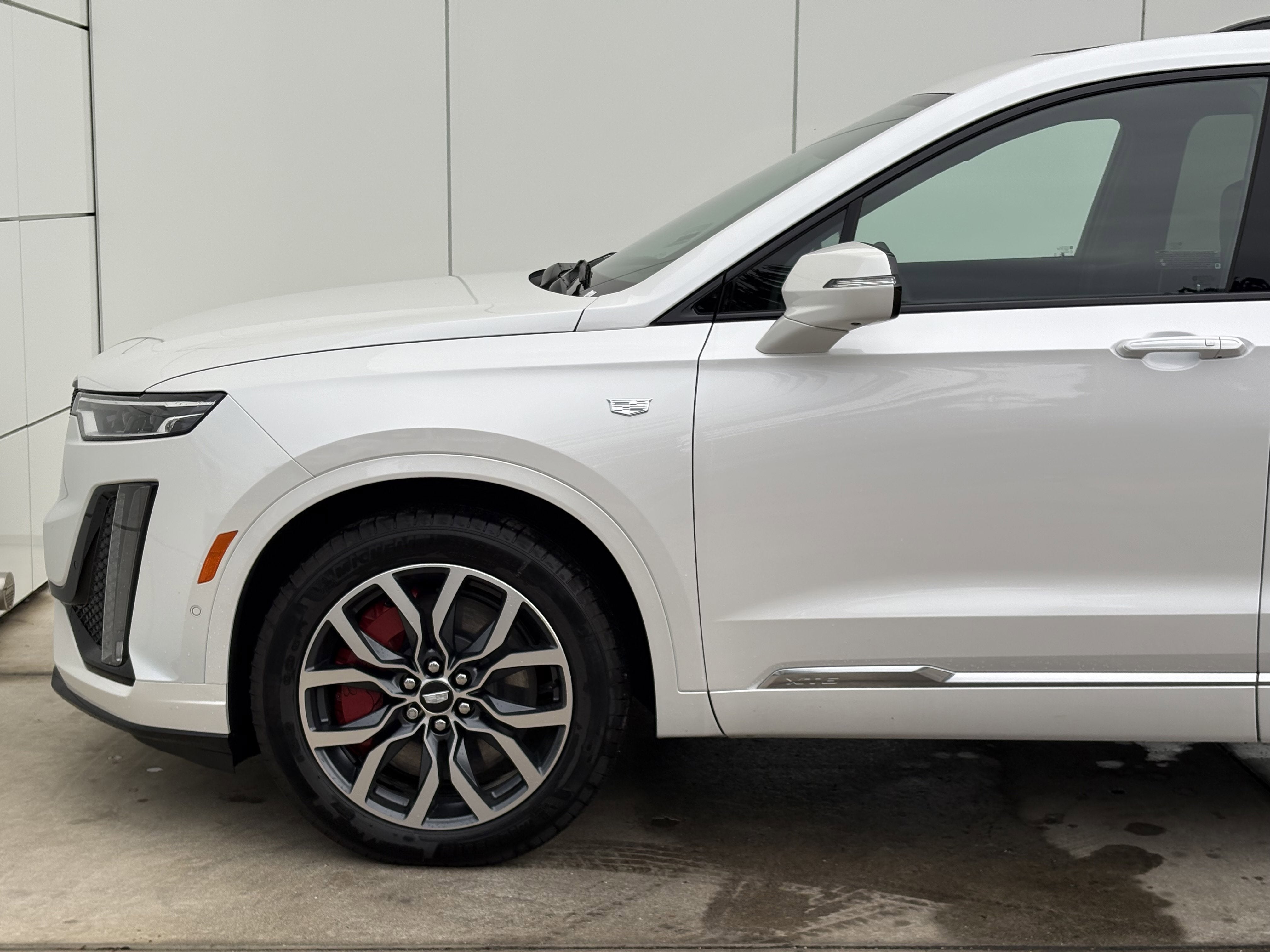 2025 Cadillac XT6 Sport