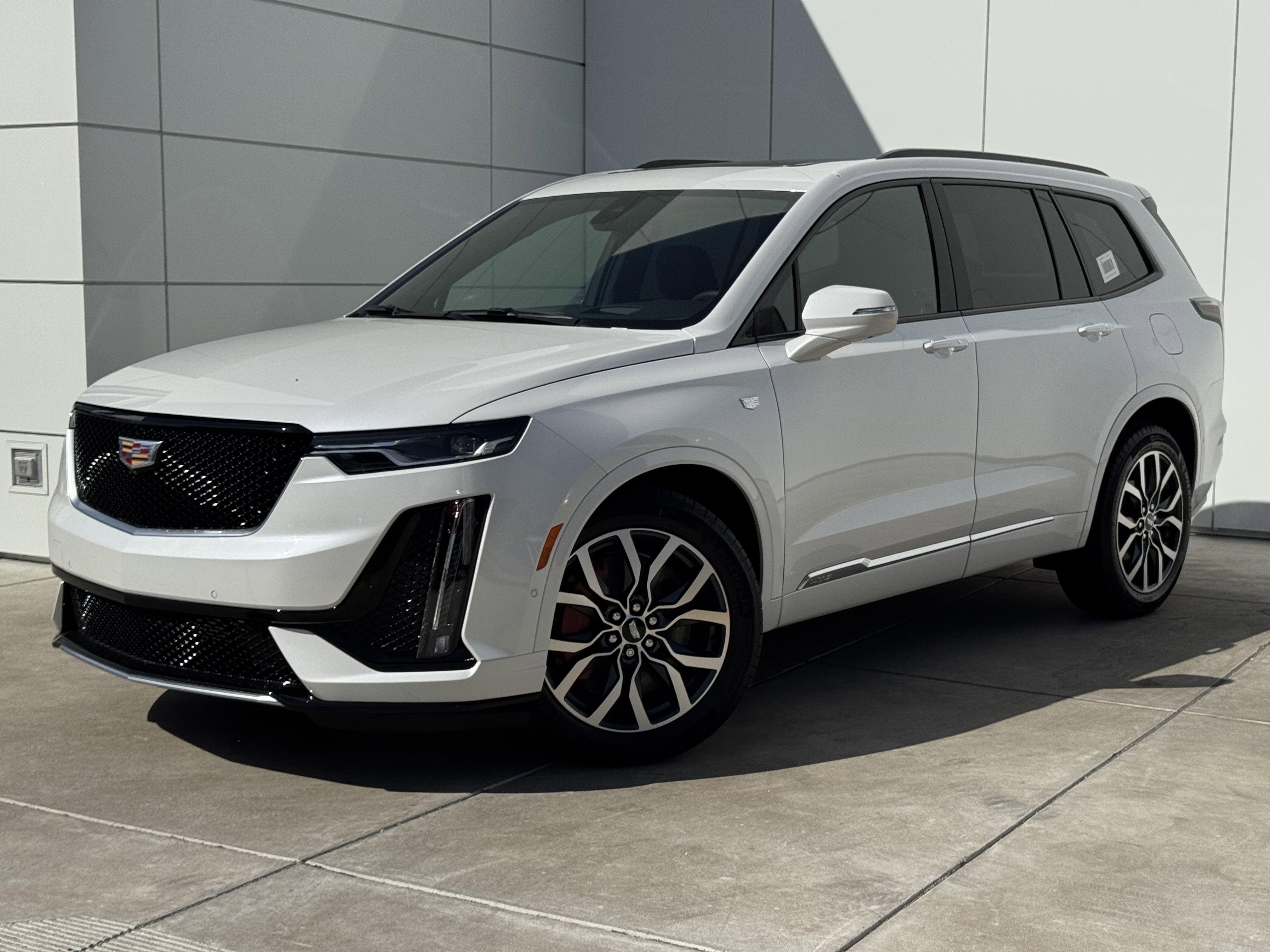 2025 Cadillac XT6 Sport