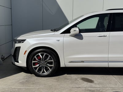 2025 Cadillac XT6 Sport
