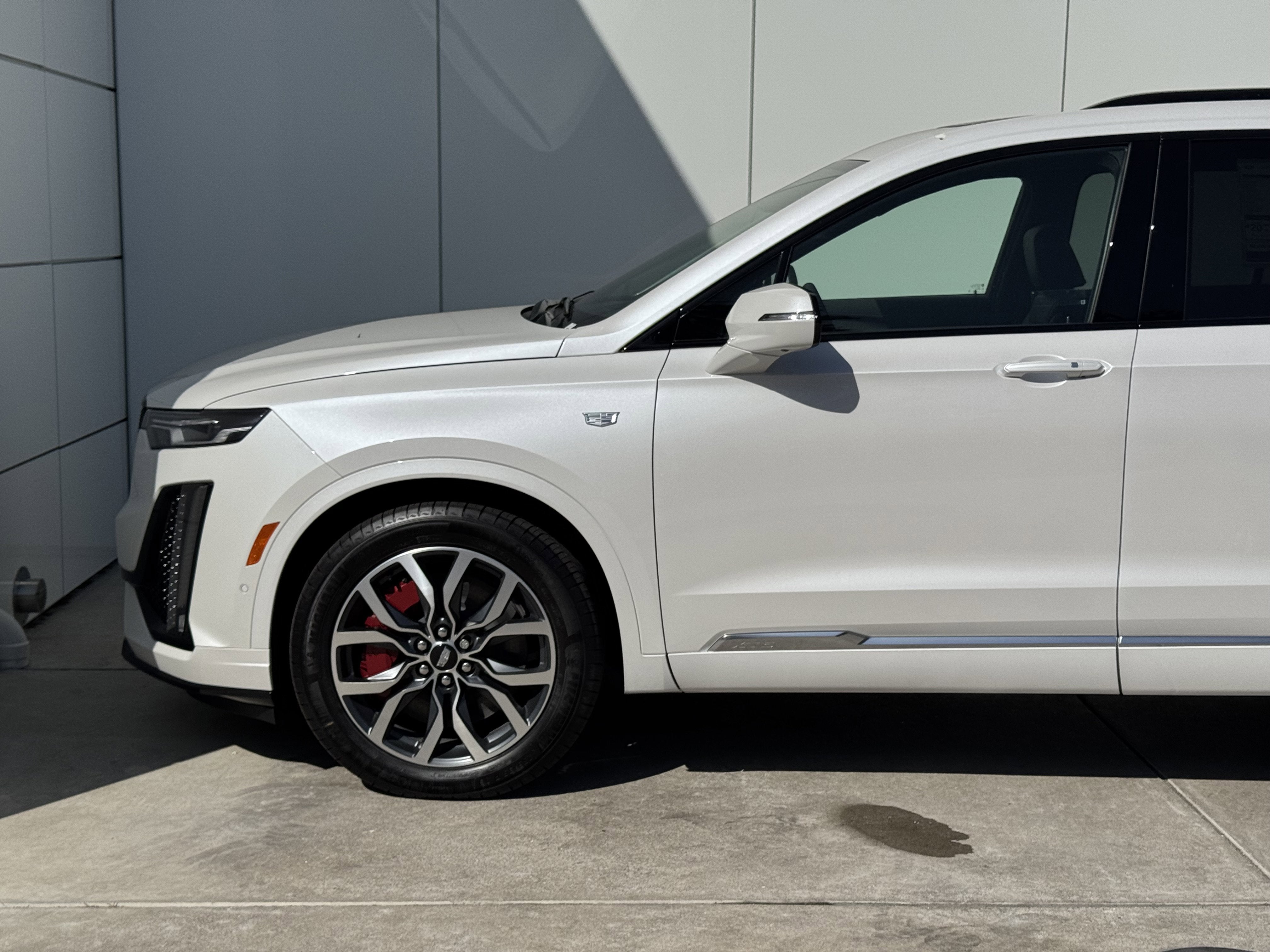 2025 Cadillac XT6 Sport