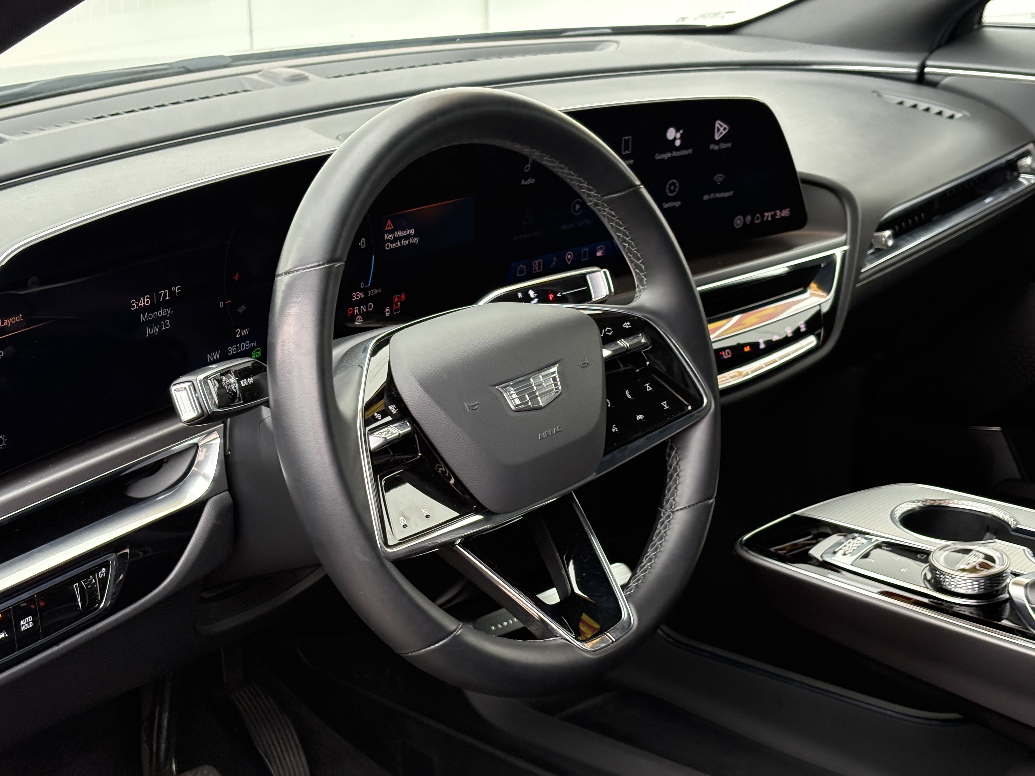 2024 Cadillac LYRIQ Tech