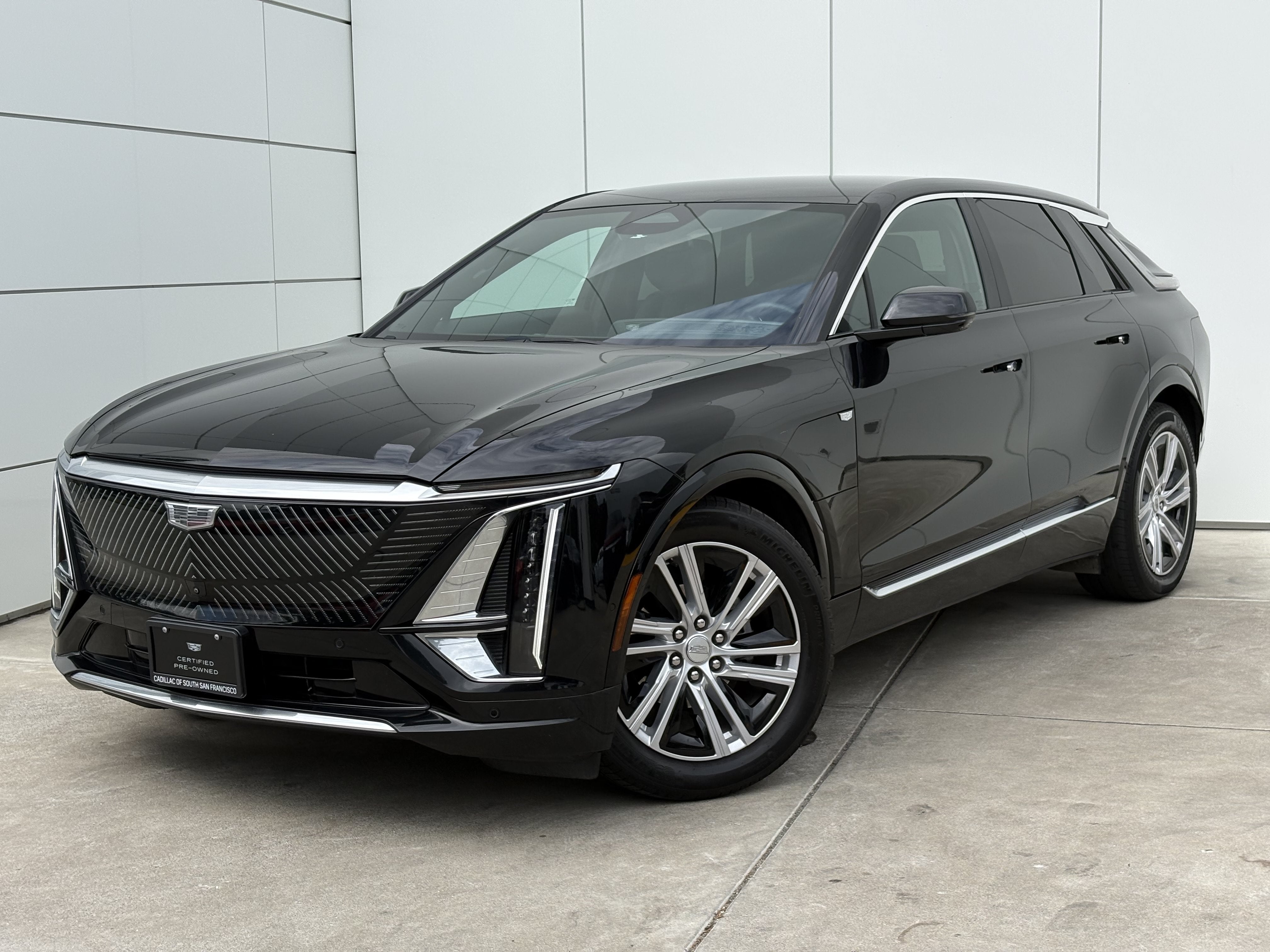 2024 Cadillac LYRIQ Tech