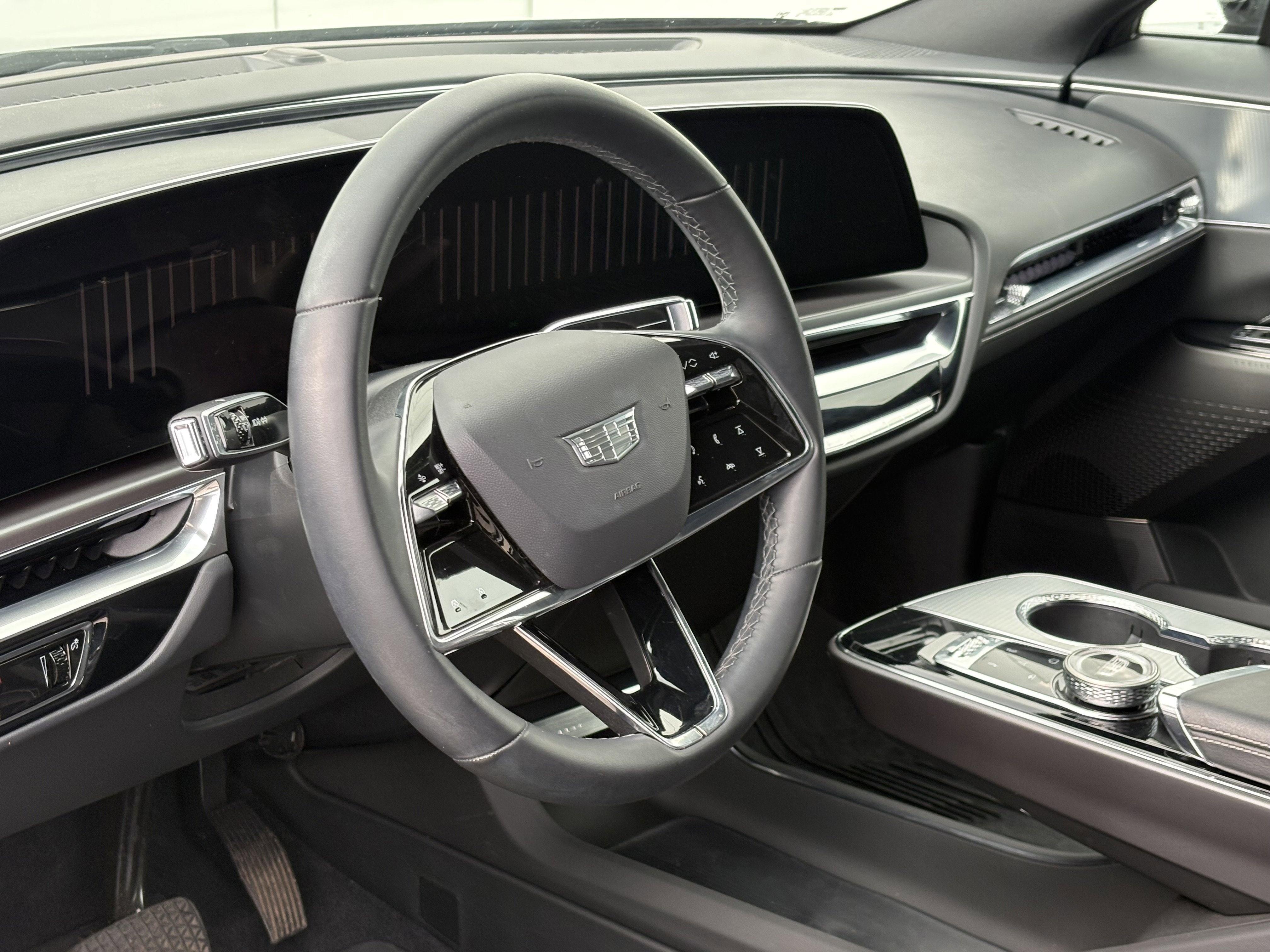 2024 Cadillac LYRIQ Tech