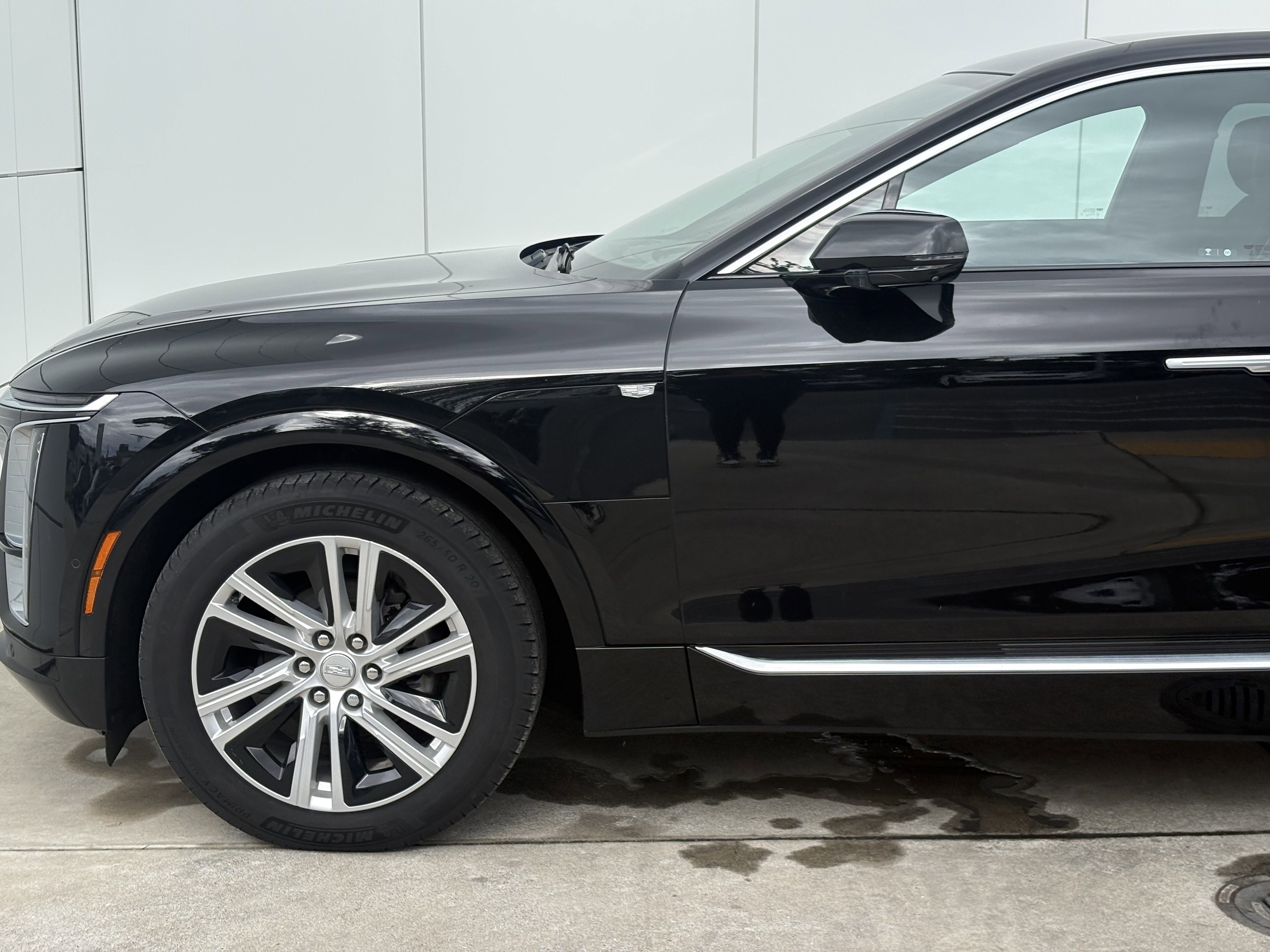 2024 Cadillac LYRIQ Tech