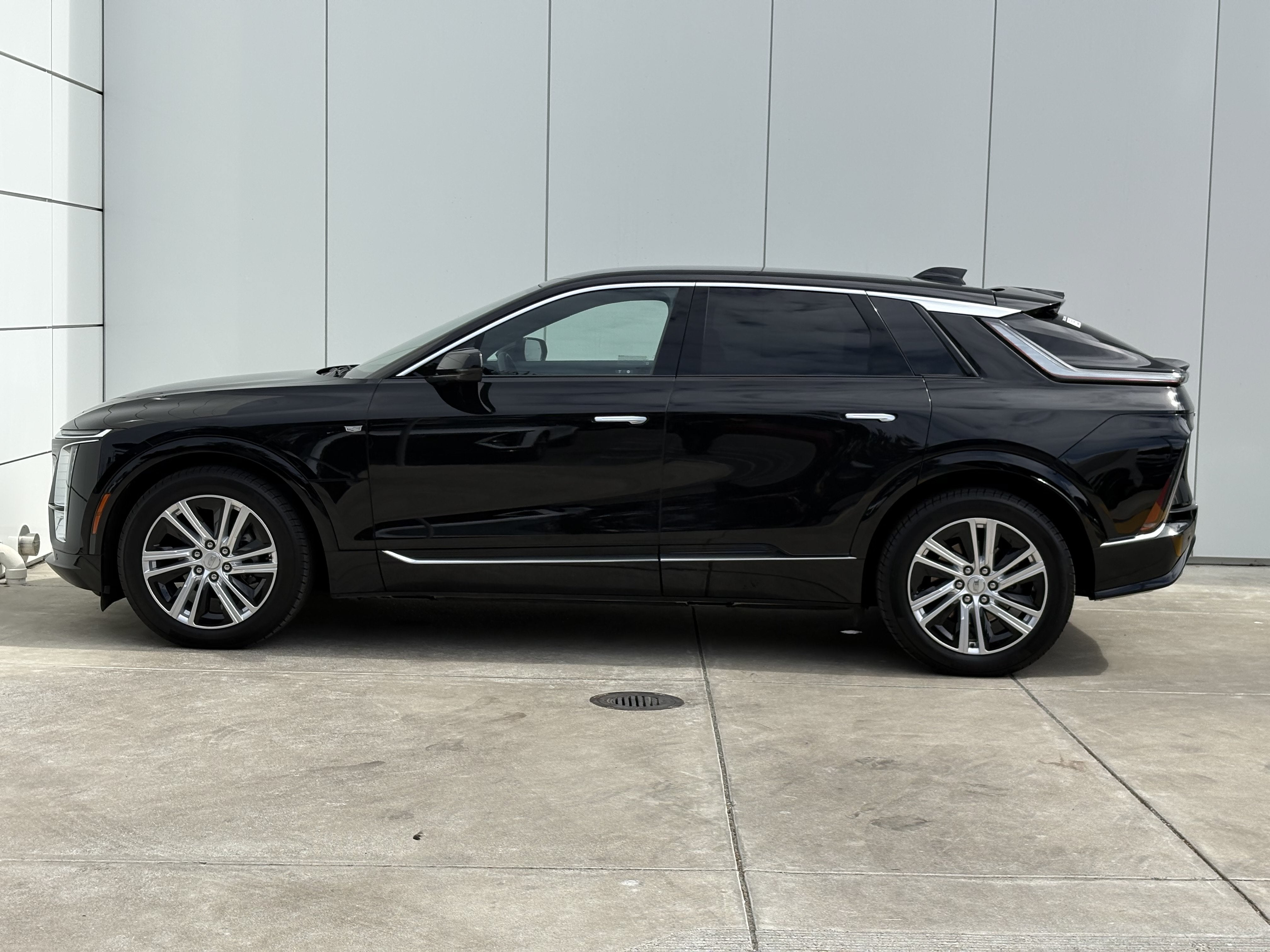 2024 Cadillac LYRIQ Tech