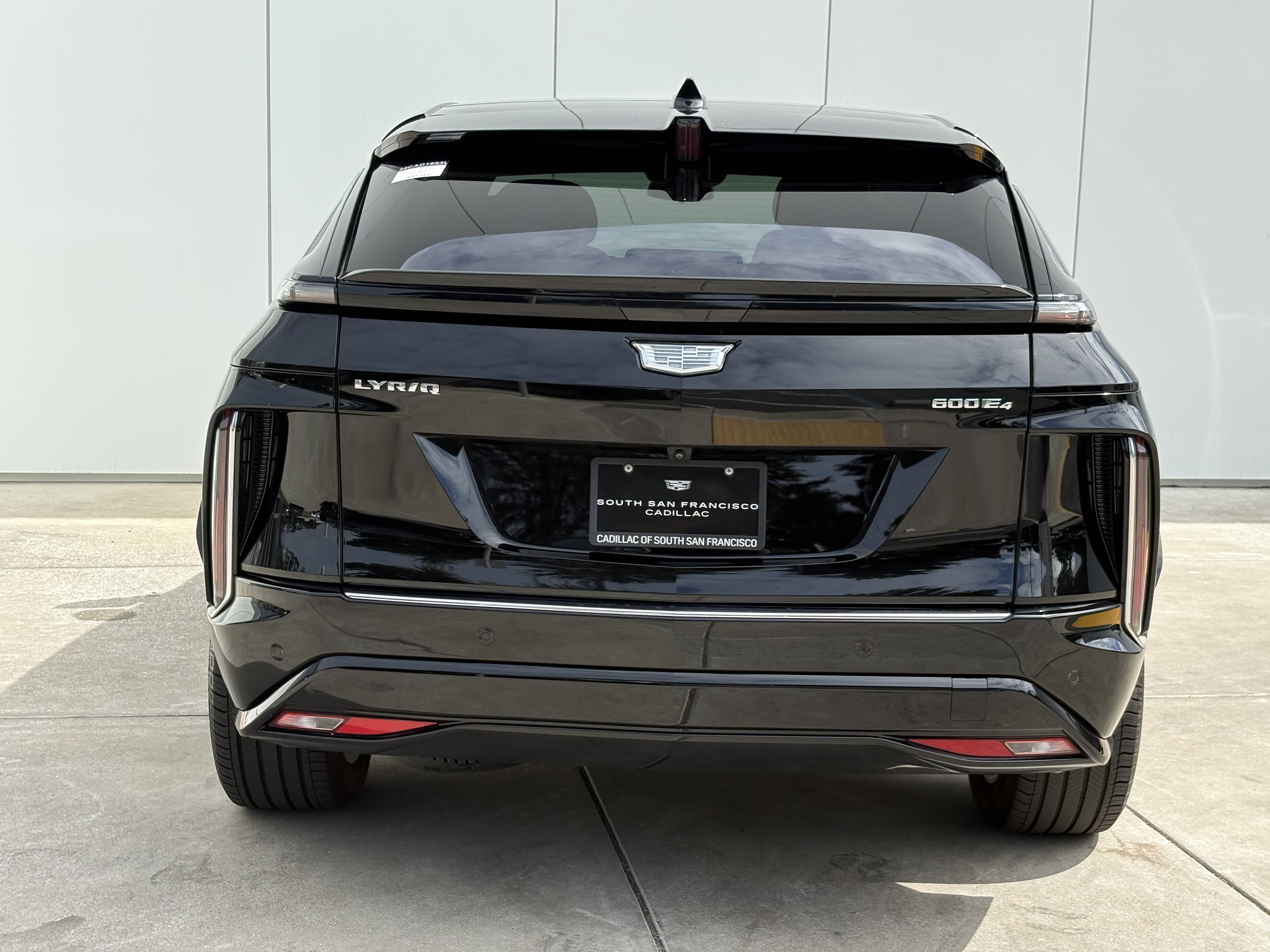 2024 Cadillac LYRIQ Tech