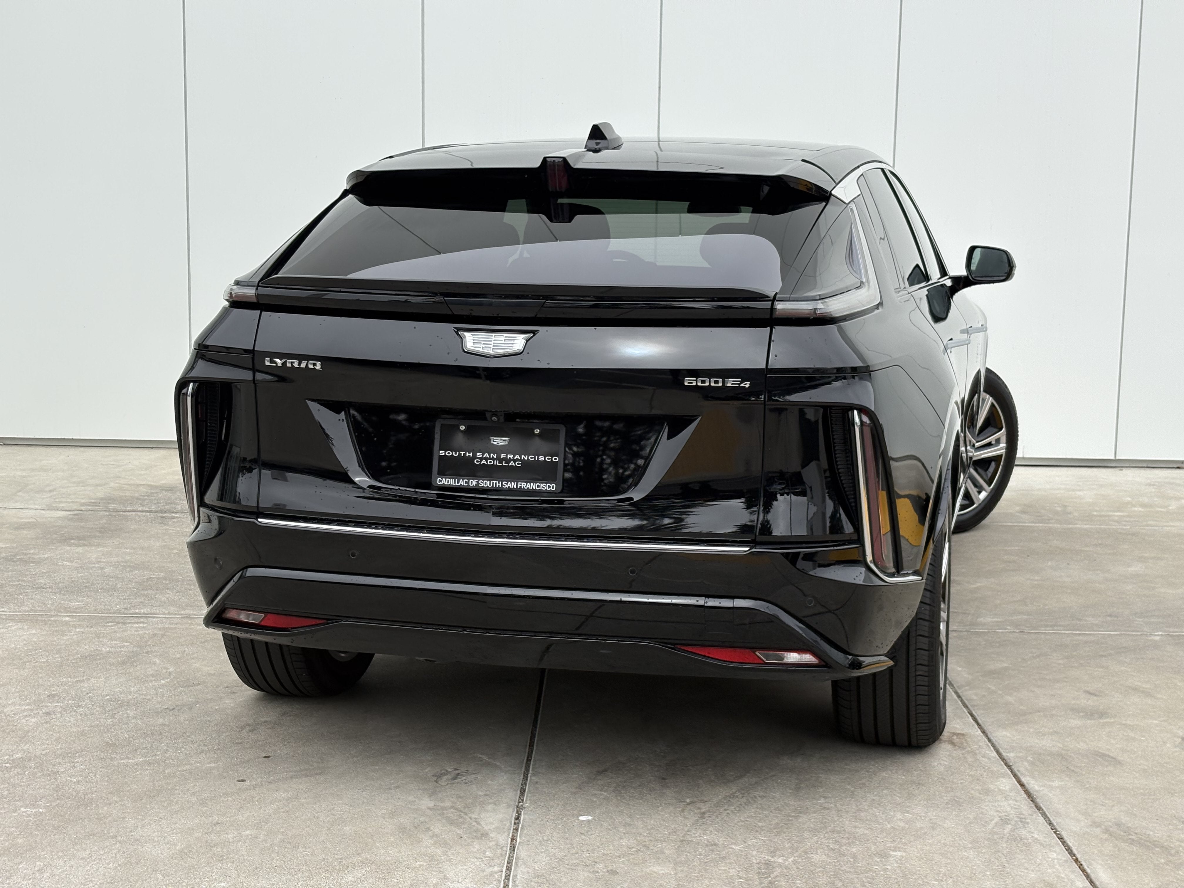 2024 Cadillac LYRIQ Tech