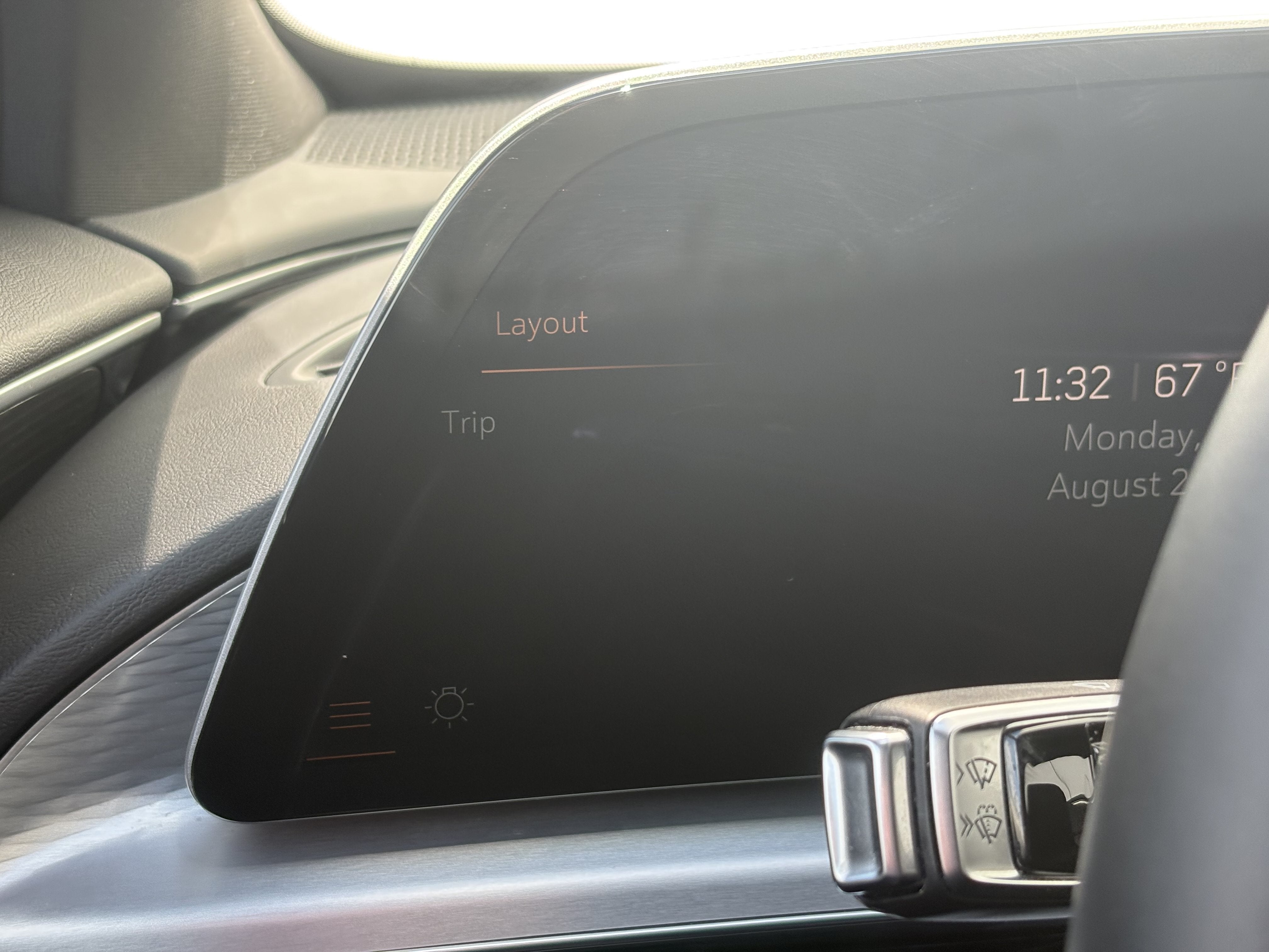 2024 Cadillac LYRIQ Luxury 1