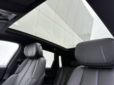 2024 Cadillac LYRIQ Luxury 1
