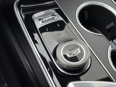 2024 Cadillac LYRIQ Luxury 1