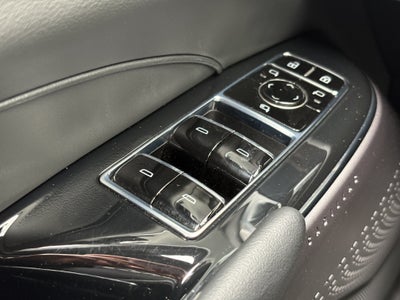 2024 Cadillac LYRIQ Luxury 1