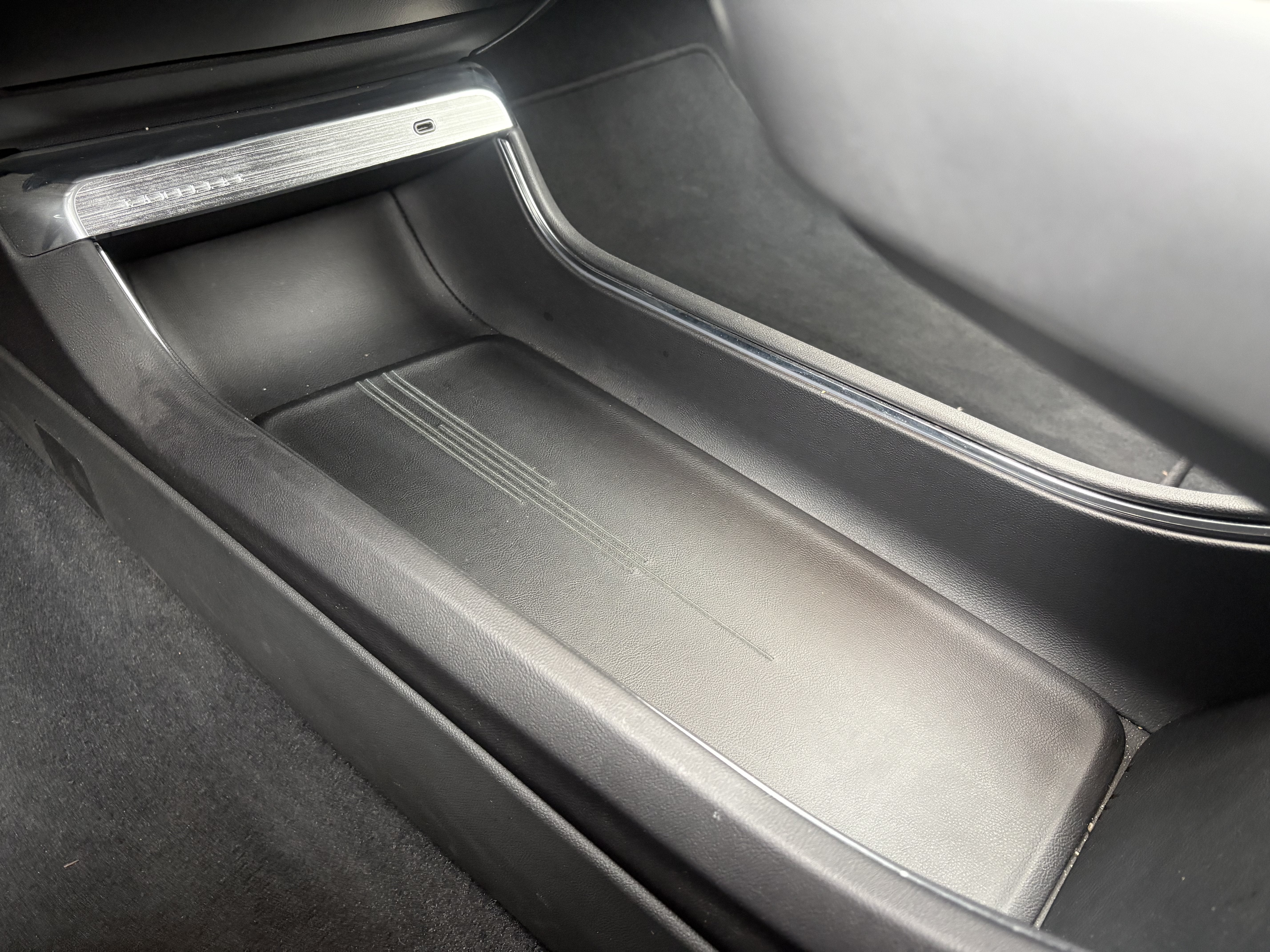 2024 Cadillac LYRIQ Luxury 1