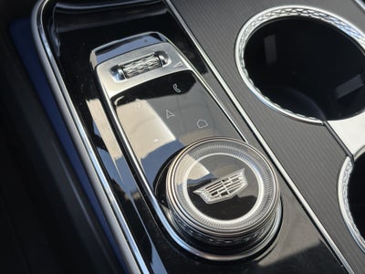 2024 Cadillac LYRIQ Luxury 2