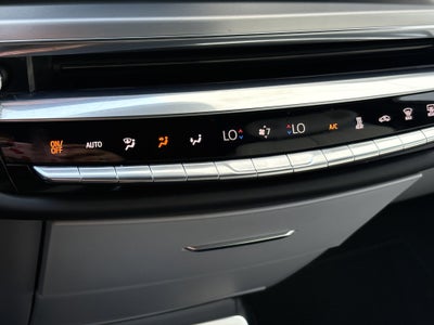 2024 Cadillac LYRIQ Luxury 2