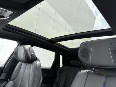 2024 Cadillac LYRIQ Luxury 2