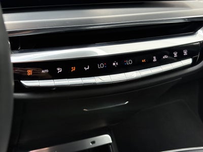 2024 Cadillac LYRIQ Luxury 2