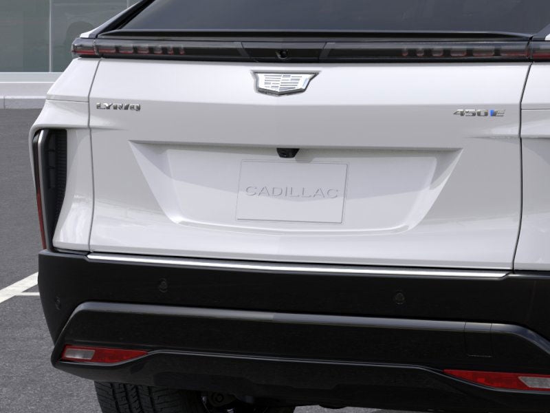 2025 Cadillac LYRIQ Luxury 2