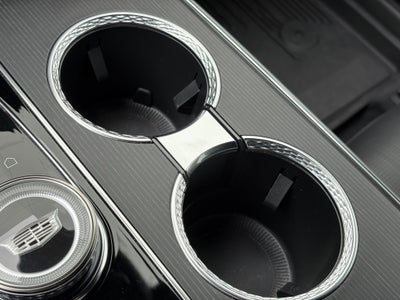 2024 Cadillac LYRIQ Luxury 2