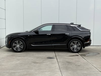 2024 Cadillac LYRIQ Luxury 2