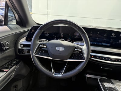 2024 Cadillac LYRIQ Luxury 2