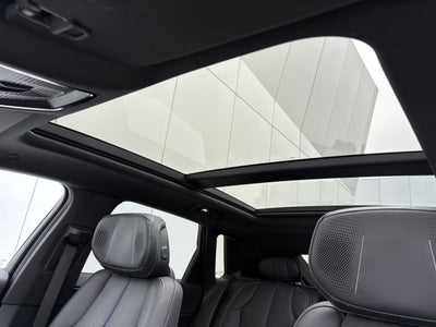 2024 Cadillac LYRIQ Luxury 2