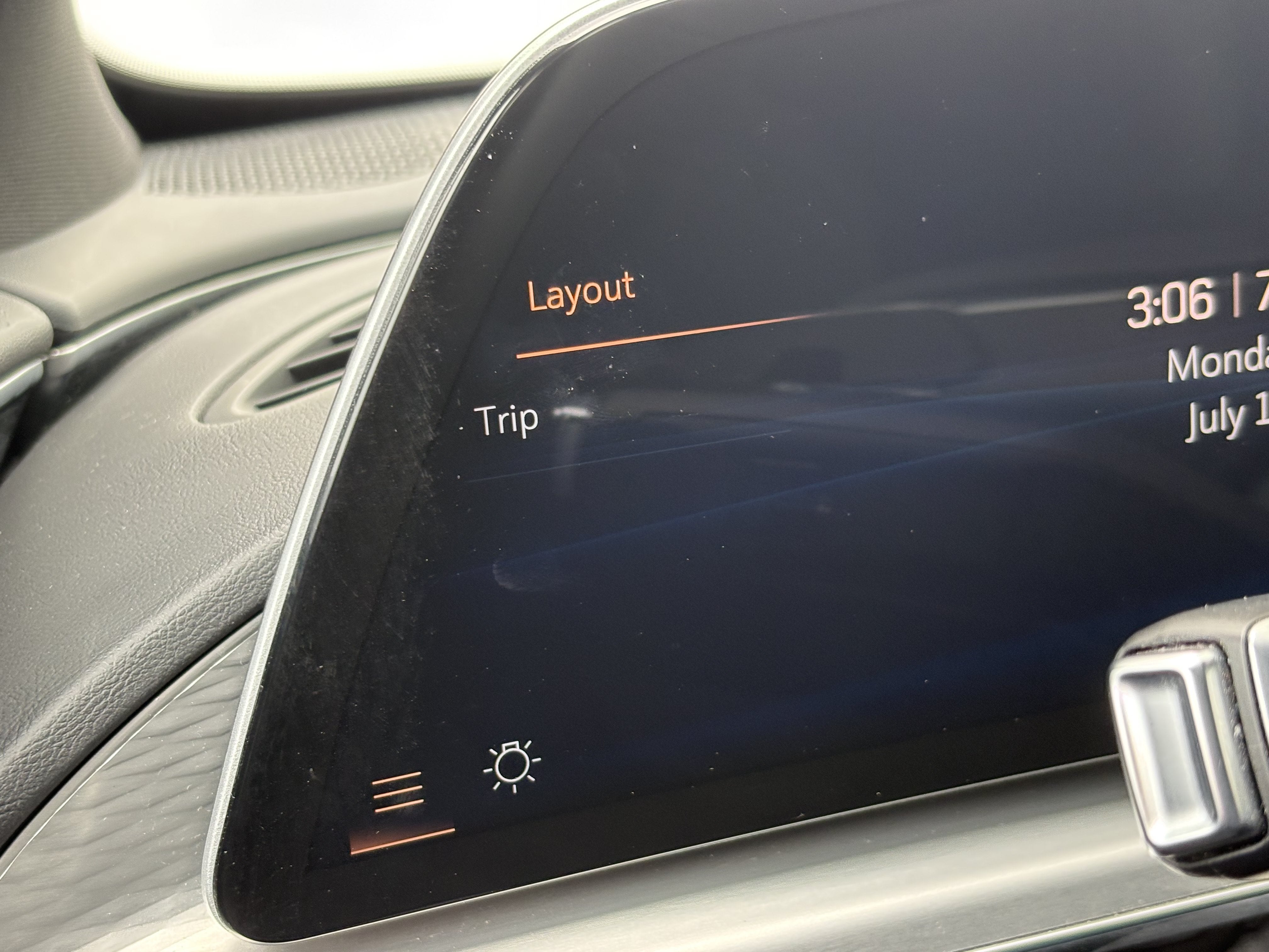 2024 Cadillac LYRIQ Luxury 2