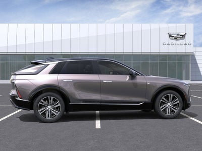 2025 Cadillac LYRIQ Luxury 2