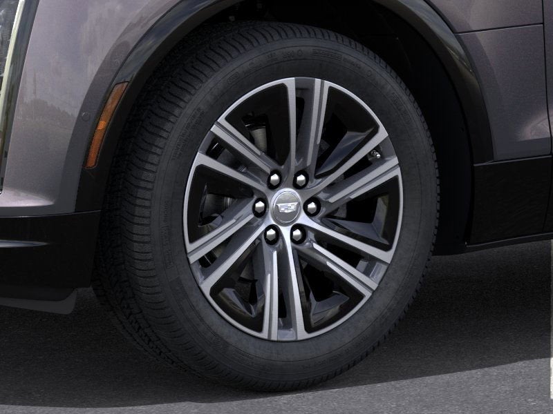 2025 Cadillac LYRIQ Luxury 2