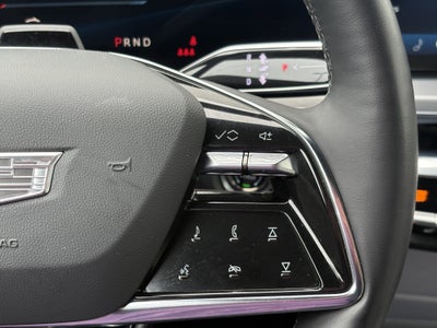 2024 Cadillac LYRIQ Luxury 2