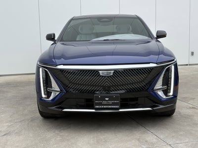 2024 Cadillac LYRIQ Luxury 2