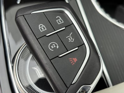 2024 Cadillac LYRIQ Luxury 2