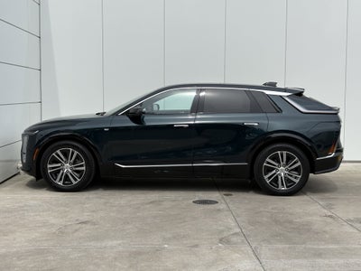 2024 Cadillac LYRIQ Luxury 2