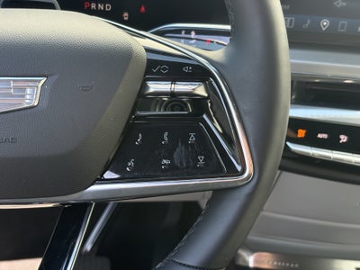 2024 Cadillac LYRIQ Luxury 2