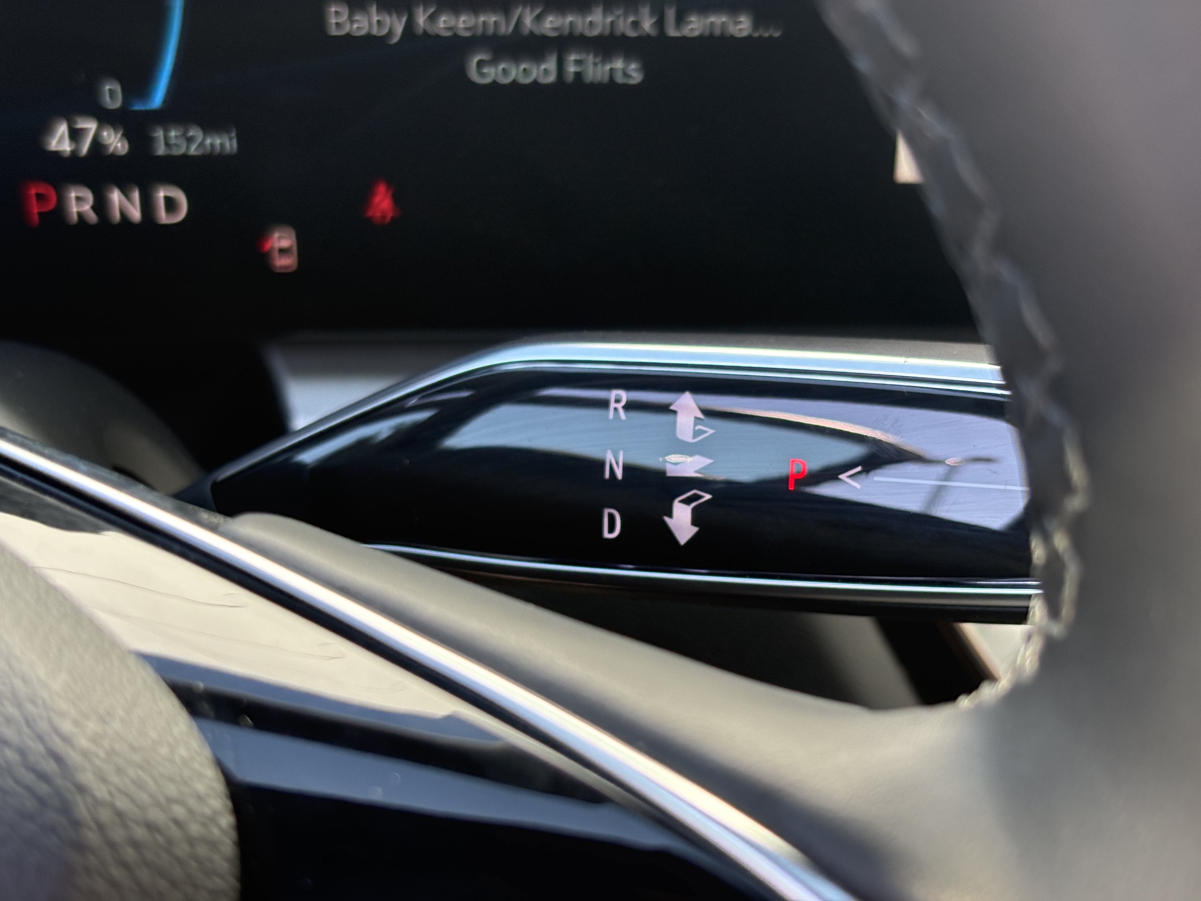 2024 Cadillac LYRIQ Luxury 2