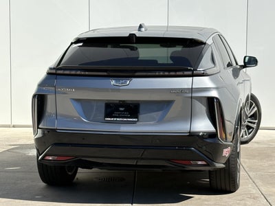 2024 Cadillac LYRIQ Luxury 2
