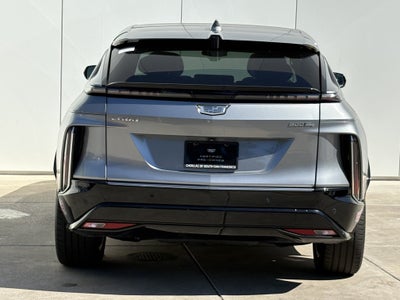 2024 Cadillac LYRIQ Luxury 2