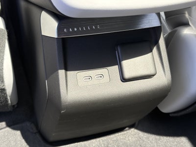 2024 Cadillac LYRIQ Luxury 2