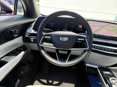 2024 Cadillac LYRIQ Luxury 2