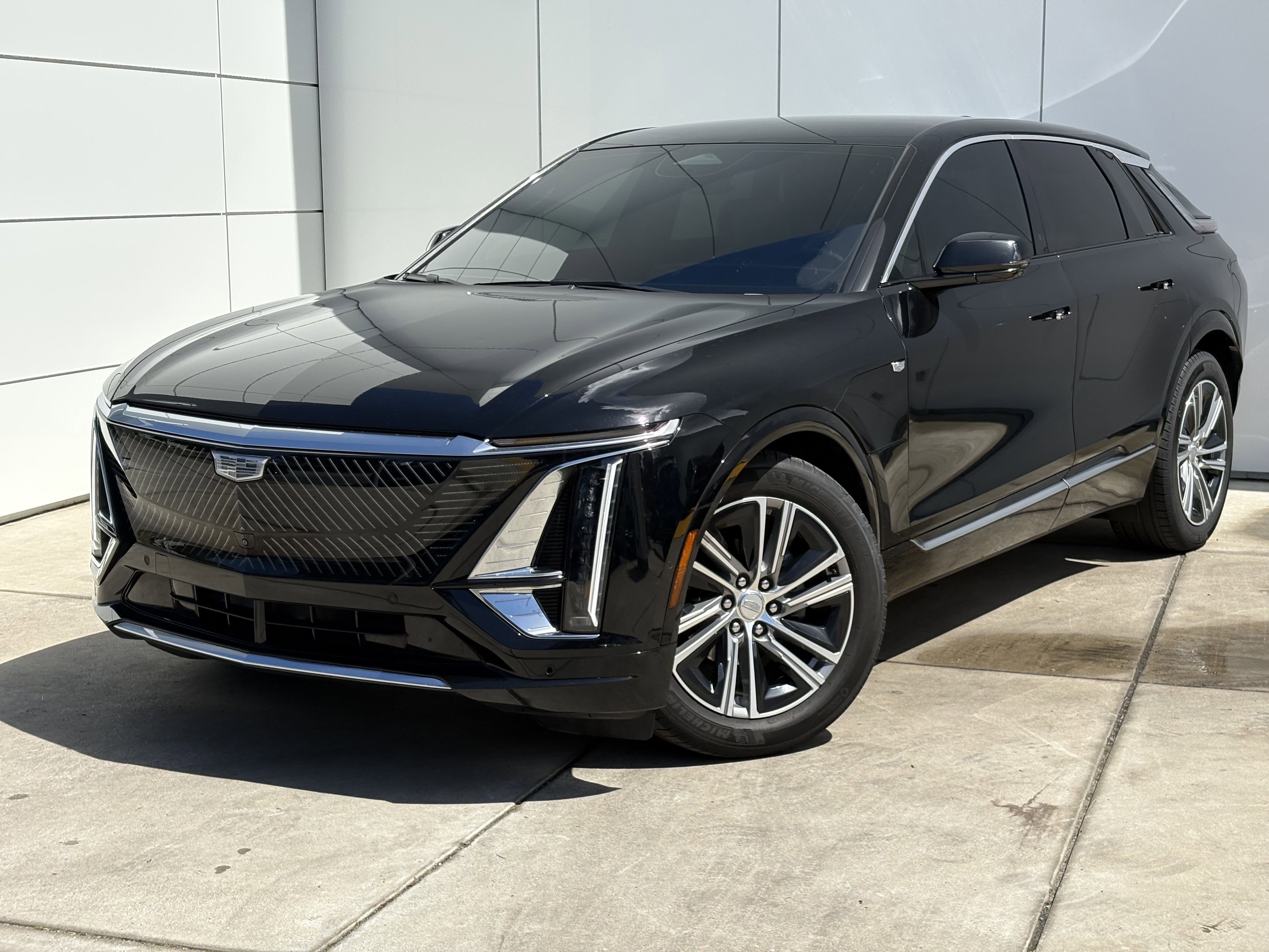Certified 2024 Cadillac LYRIQ Luxury 2 with VIN 1GYKPRRL6RZ109202 for sale in Colma, CA