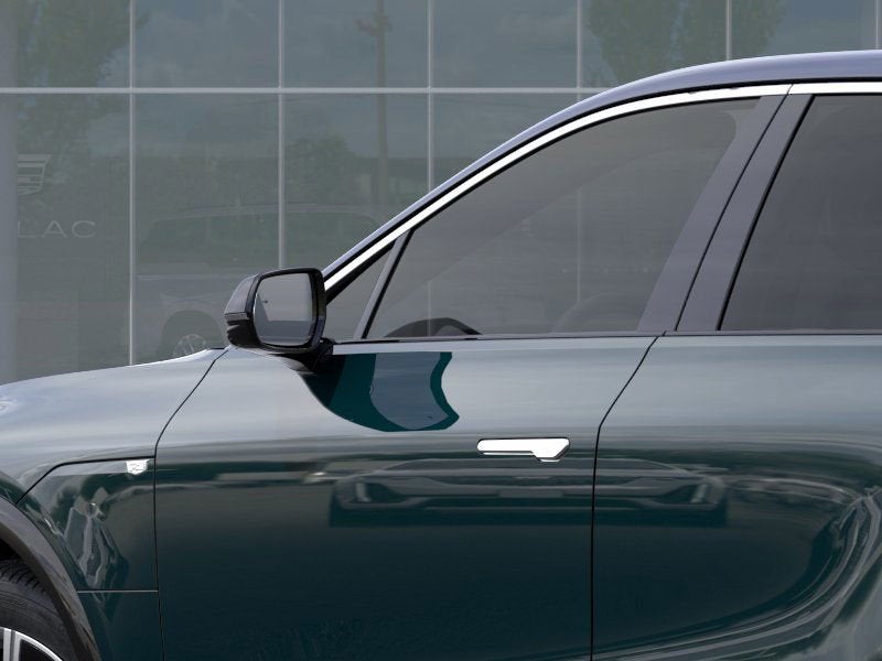 2025 Cadillac LYRIQ Luxury 2