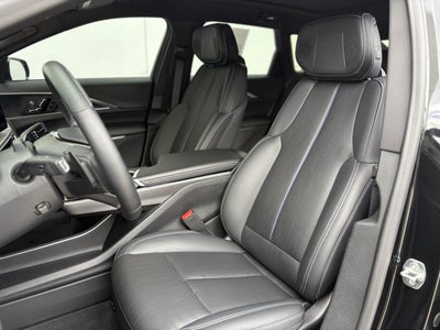 2024 Cadillac LYRIQ Luxury 2