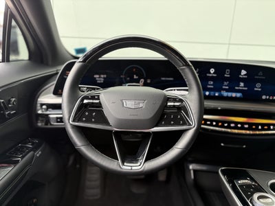 2024 Cadillac LYRIQ Luxury 2