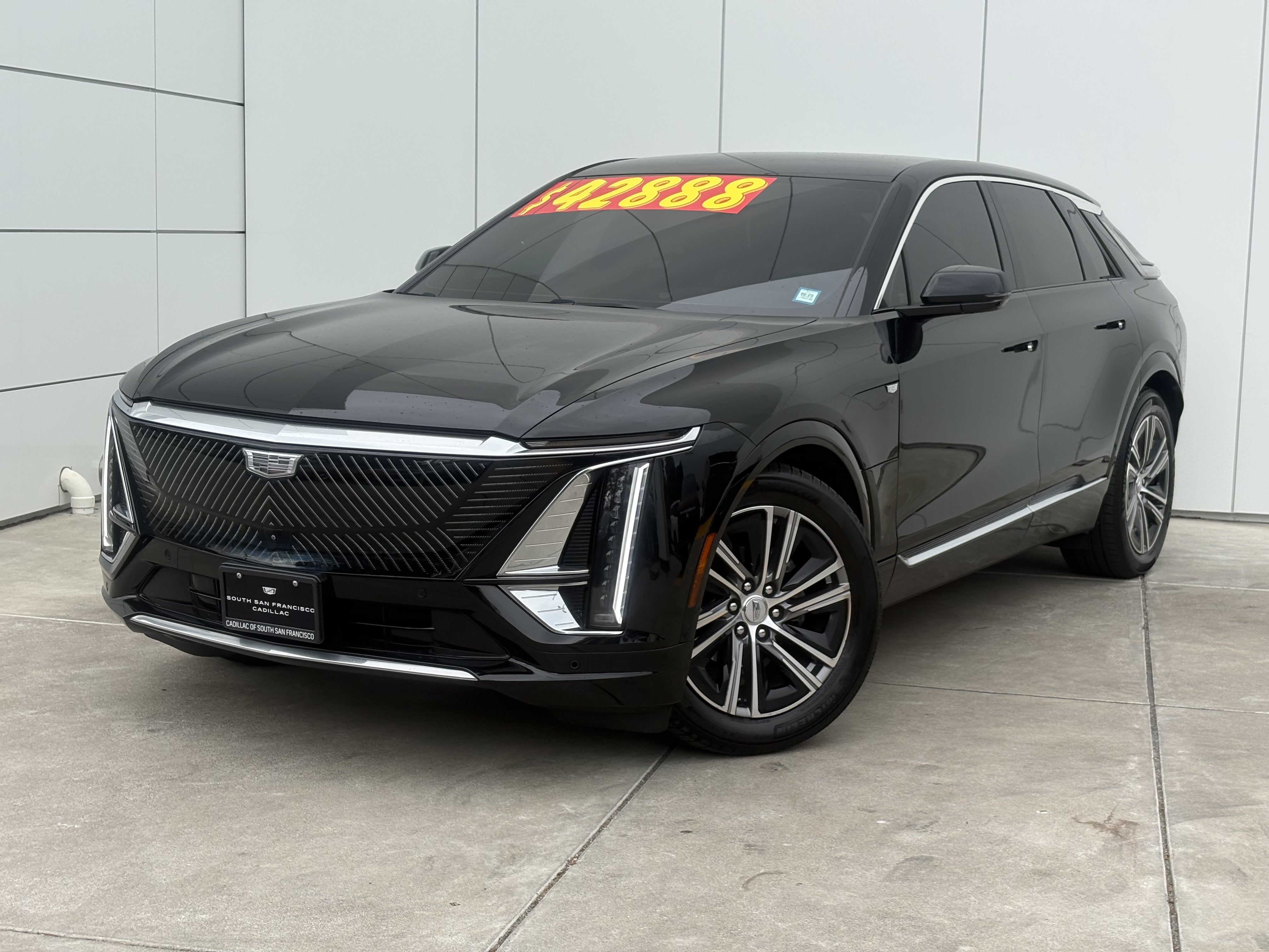 Certified 2024 Cadillac LYRIQ Luxury 2 with VIN 1GYKPRRL7RZ117390 for sale in Colma, CA