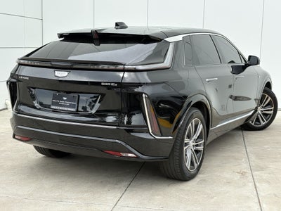 2024 Cadillac LYRIQ Luxury 2