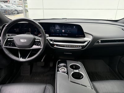 2024 Cadillac LYRIQ Luxury 2