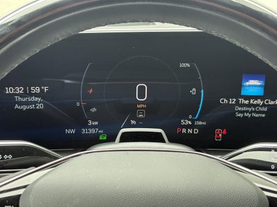 2024 Cadillac LYRIQ Luxury 2