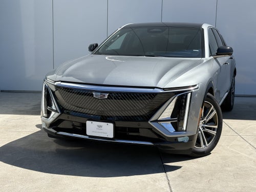 2024 Cadillac LYRIQ Luxury 2