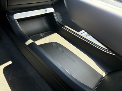2024 Cadillac LYRIQ Luxury 2