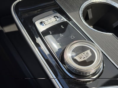 2024 Cadillac LYRIQ Luxury 2