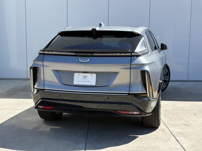 2024 Cadillac LYRIQ Luxury 2